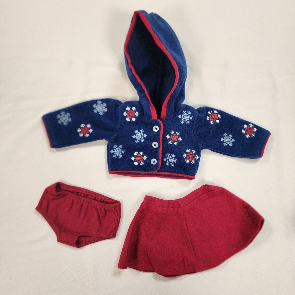 American Girl Mollys Skating Outfit Retired New In Box
